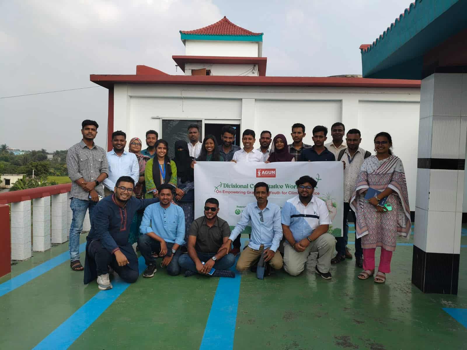 JYDO Treasurer Nazmul participated in the Divisional Consultative Workshop on Climate, organized by BYEI, with representatives from different districts of the Khulna Division.

The workshop focused on the challenges faced by coastal communities and sustainable local solutions.
Special thanks to BYEI for this valuable opportunity.